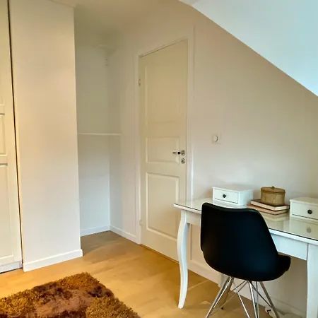 아파트 Private With A View And Garden - 12 Min From The Center *