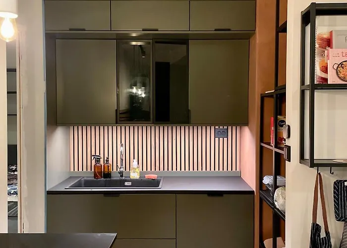 Private With A View And Garden - 12 Min From The Center