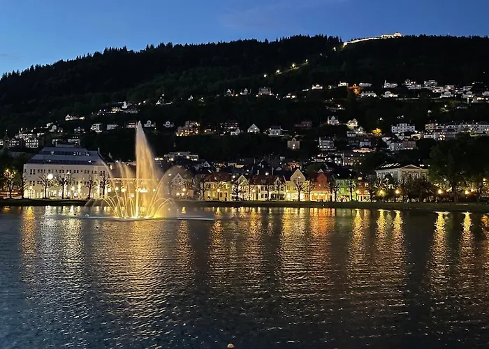 Private With A View And Garden - 12 Min From The Center * Bergen