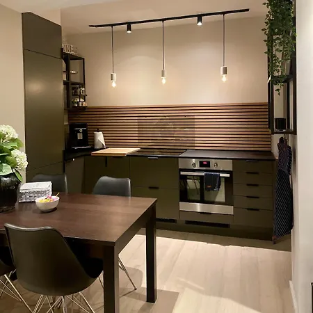 شقة Private With A View And Garden - 12 Min From The Center *
